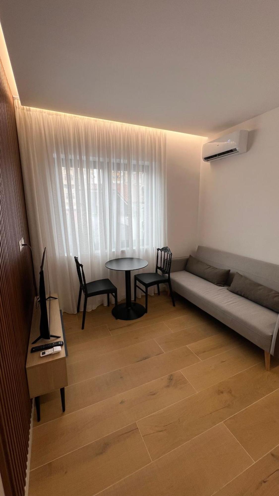 Tirana Central Apartments Buitenkant foto